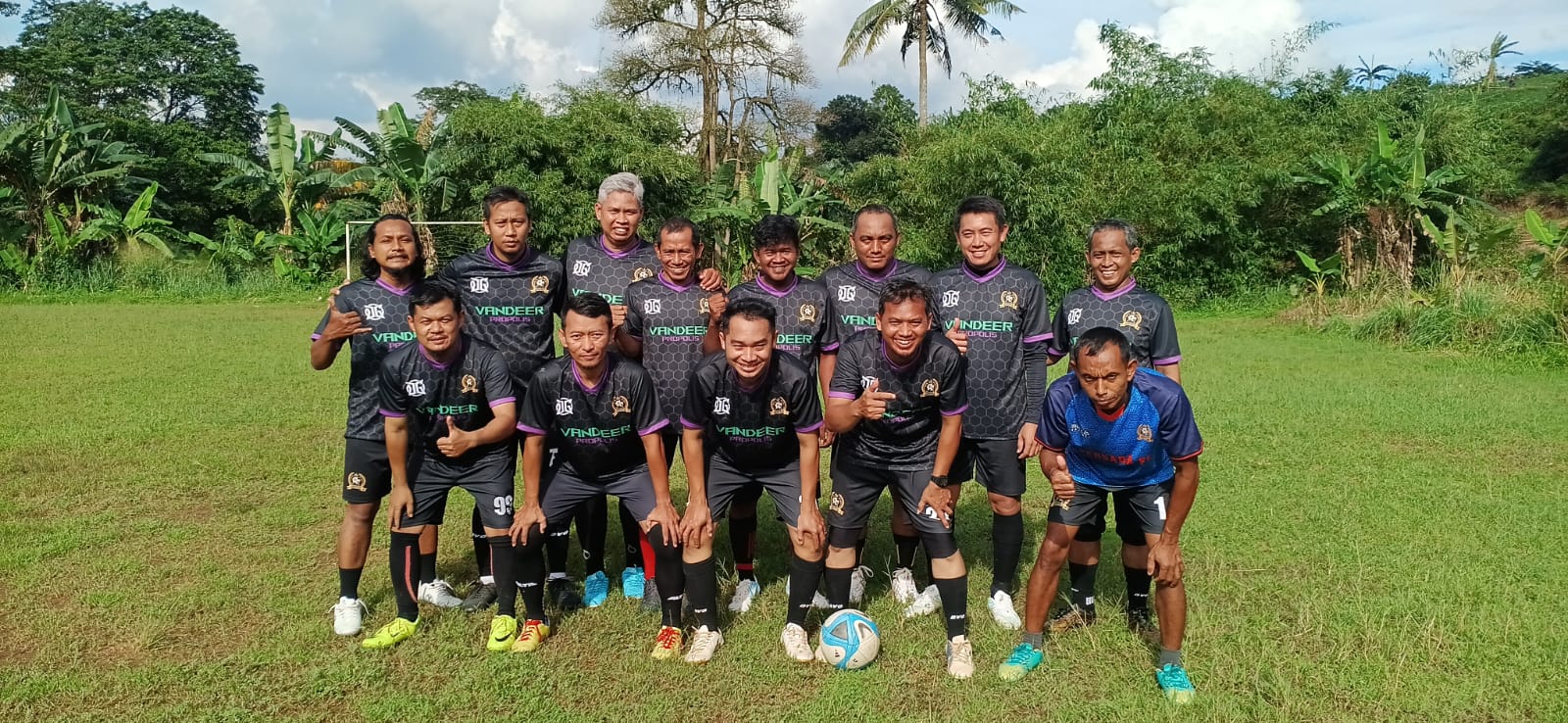 Jersey sepak bola